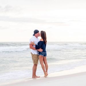 Meet your Posher, April